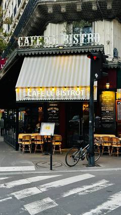 A Parisian corner bistro at street level